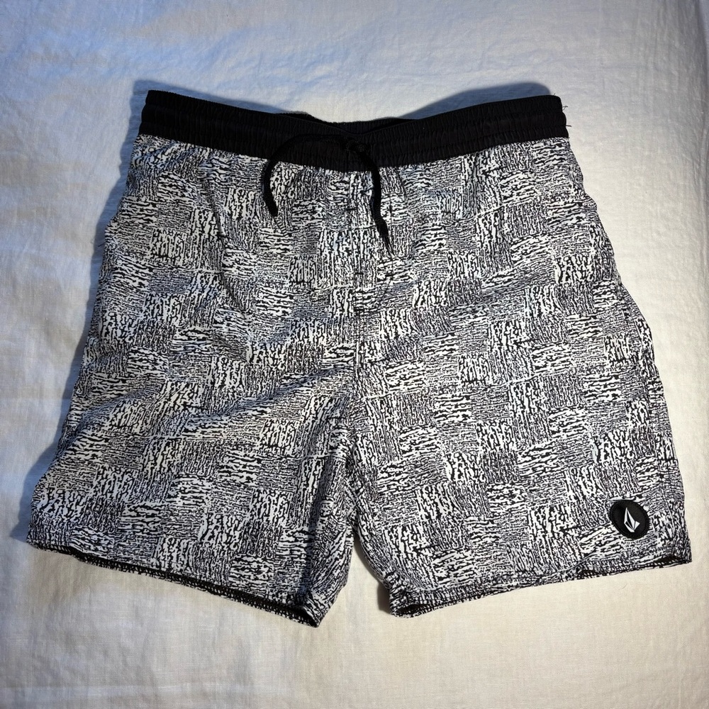Volcom Black and White Swim Shorts For Boys Size 14 Y